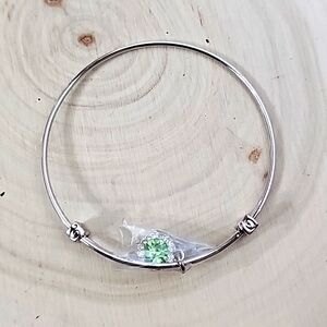 Adjustable Bracelet Silver with Green Stone NWOT